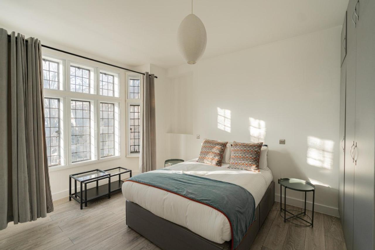 The Apartments Kensington High Street Лондон Екстер'єр фото